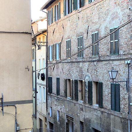 Ferienwohnung Casa Stella- A Due Passi Dal Corso Di Siena Exterior foto