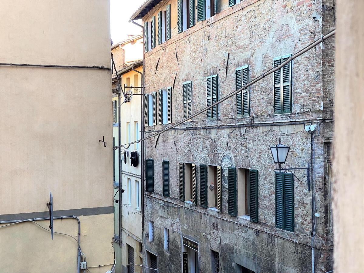 Ferienwohnung Casa Stella- A Due Passi Dal Corso Di Siena Exterior foto